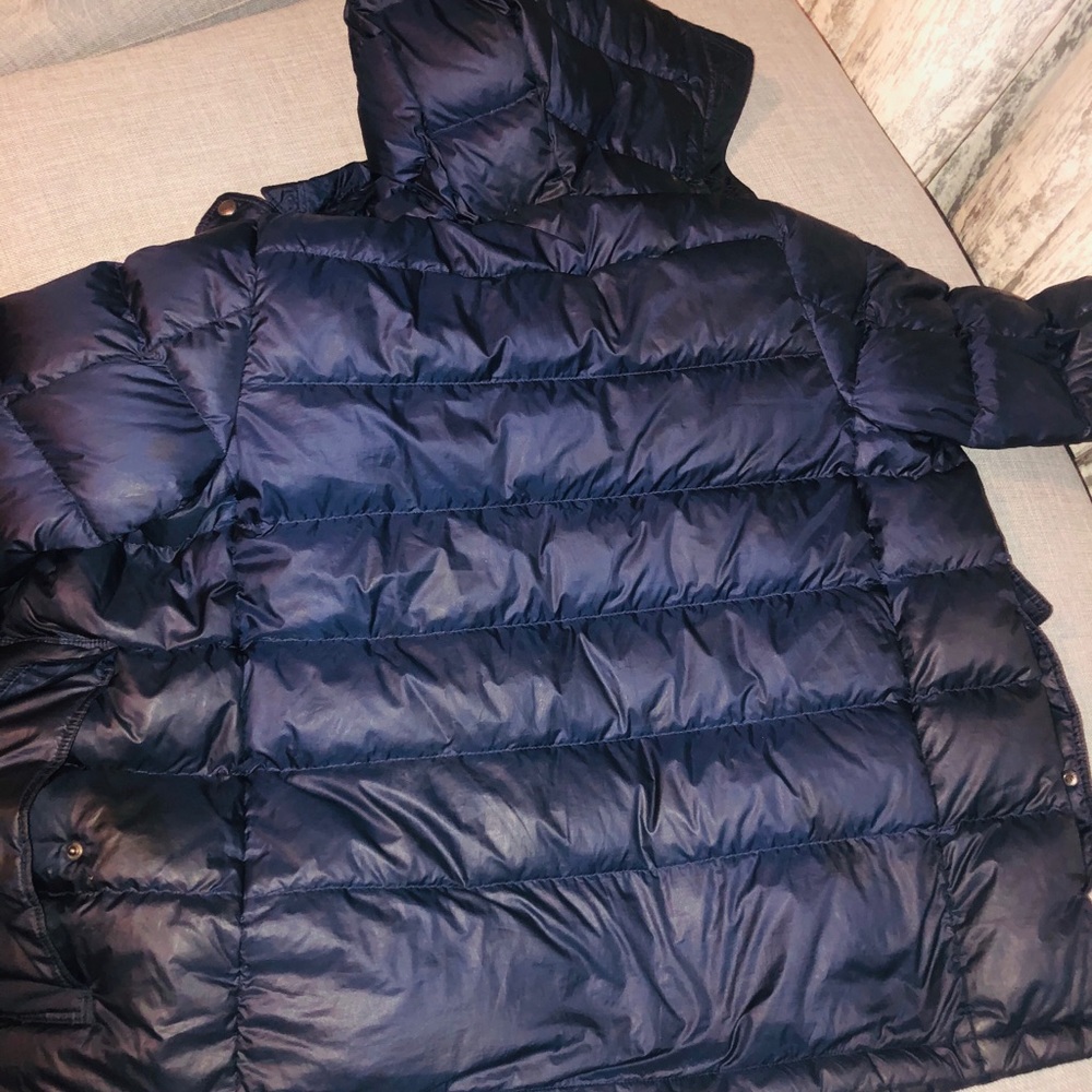 Burberry coat - Picture 5 of 7